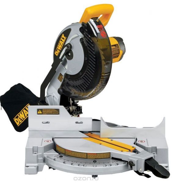 Торцовочная пила Dewalt DW713-KS
