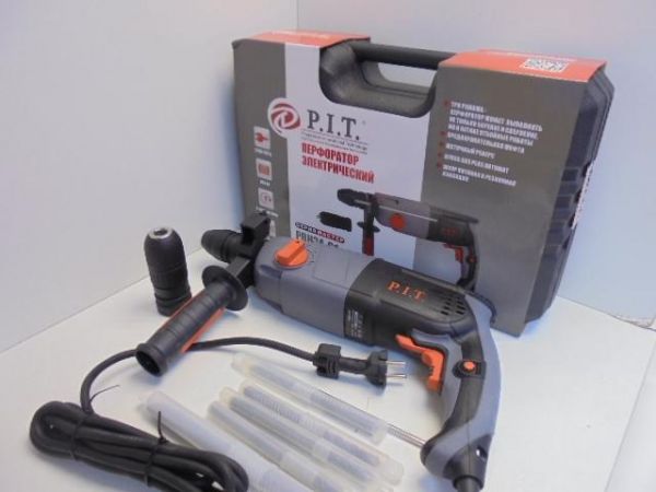 Перфоратор сетевой P.I.T. РВН24-С (2.4 Дж)