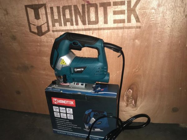 Лобзик электрический Handtek js 1300 r