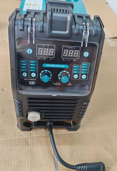 Сварочный полуавтомат GANTA PRO MIG 250 plus