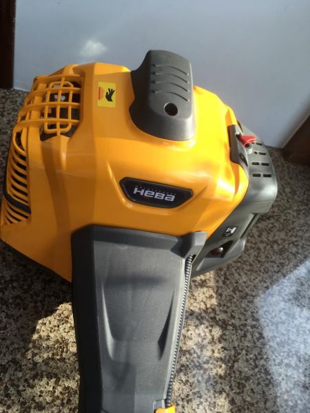 Бензиновая коса Нева BCK853GU
