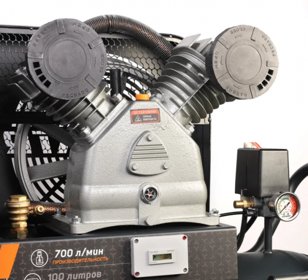 Компрессор поршневой PATRIOT KRX 700 L100 D
